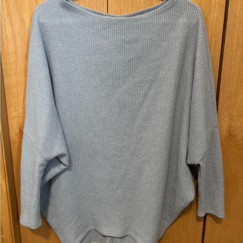 Women's Light Grey Sweater
